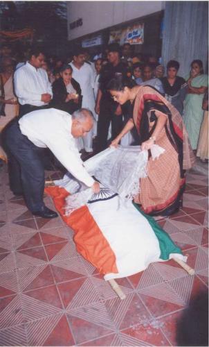 Ma_and_Baba_Paying_Respects_at_Home