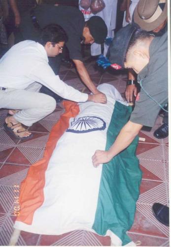 Mrinal_paying_respects_to_Nawang