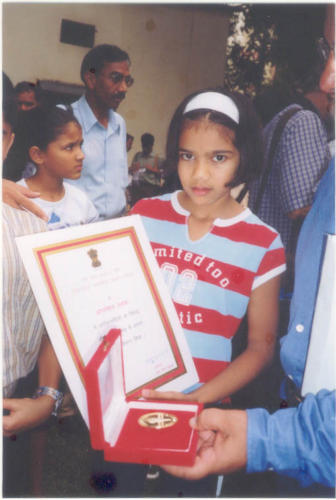 Jahanvi_with_Certicate (1)